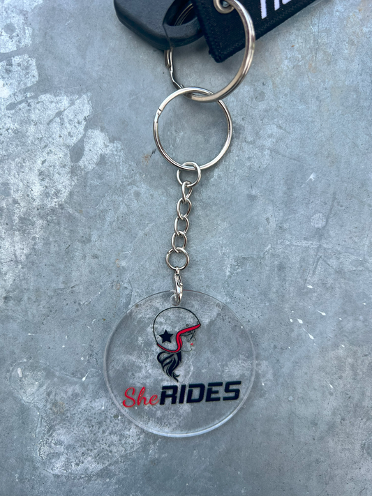 She Rides - Schlüsselanhänger rund